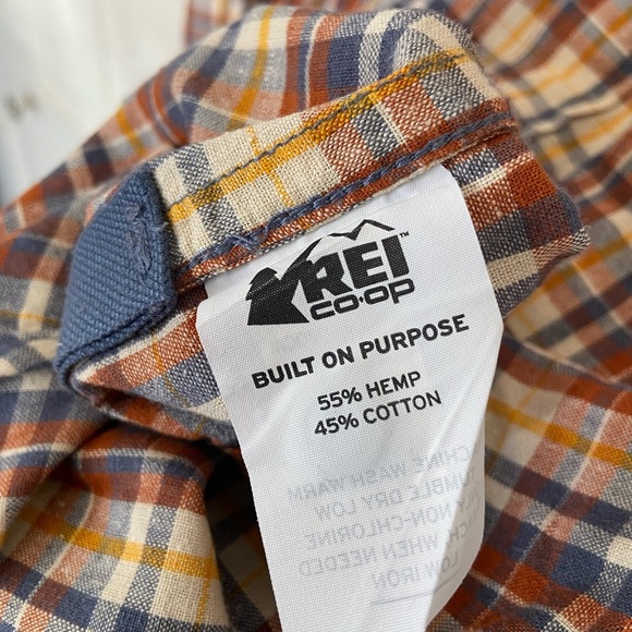 REI Cooperative button down shirt size X-Large - Picture 4 of 8